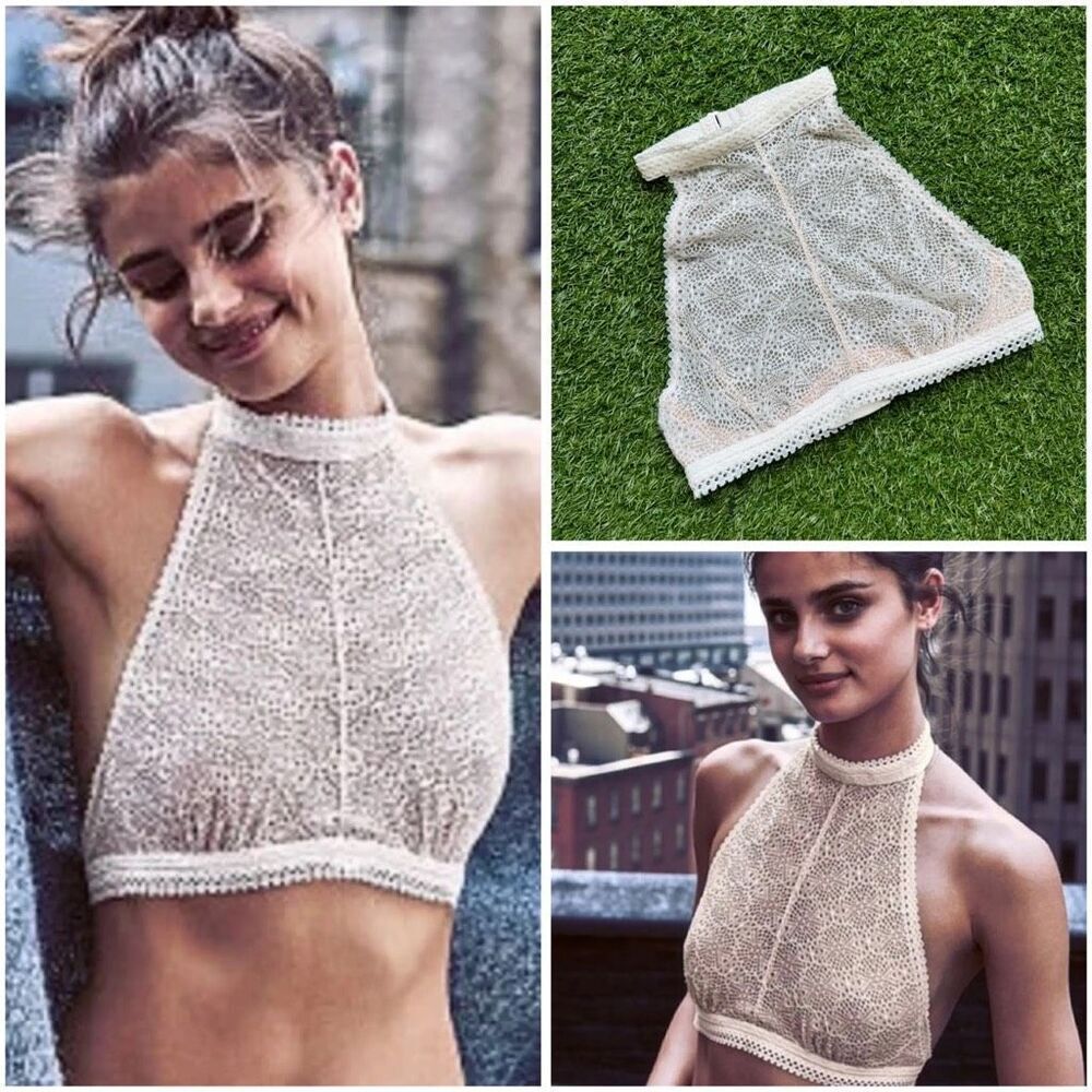Victoria’s Secret White Lace High Neck Underwire Bralette XS